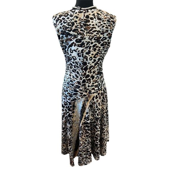 Sleeveless Animal Print Dress - Picture 3 of 9